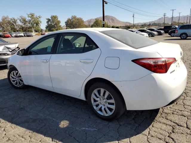 VIN 2T1BURHE1JC072429 2018 Toyota Corolla, L no.2