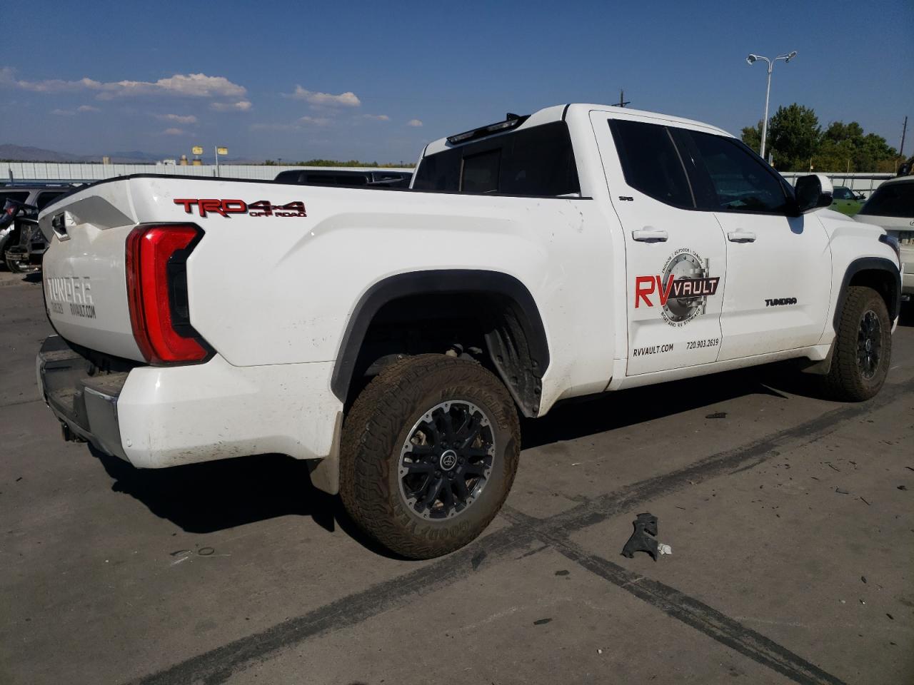 Lot #2996901868 2022 TOYOTA TUNDRA DOU