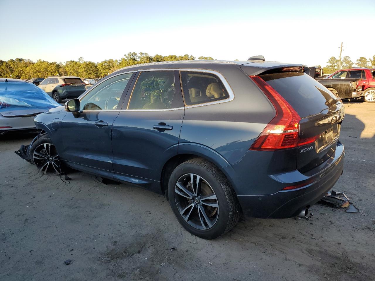 Lot #2952881923 2018 VOLVO XC60 T8 MO