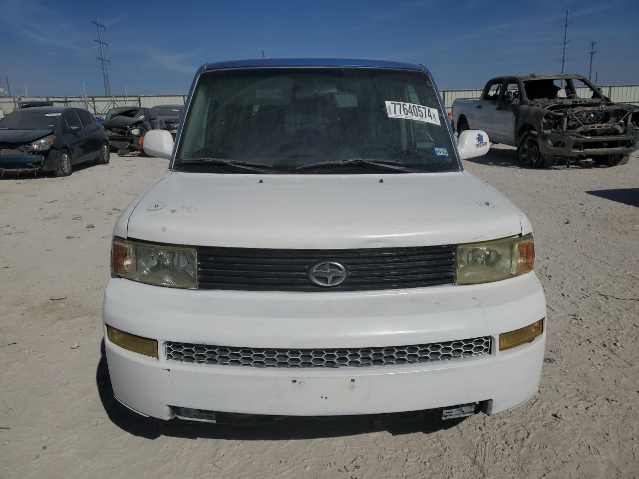 Lot #3027290304 2005 TOYOTA SCION XB