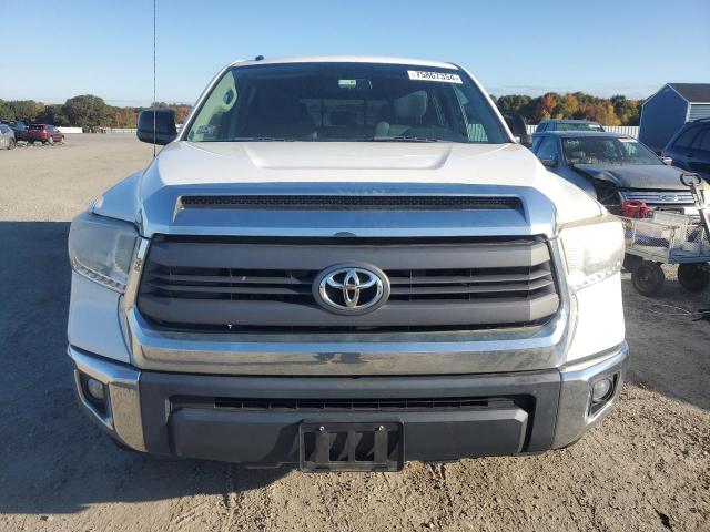 VIN 5TFDY5F12FX448229 2015 Toyota Tundra, Crewmax Sr5 no.5