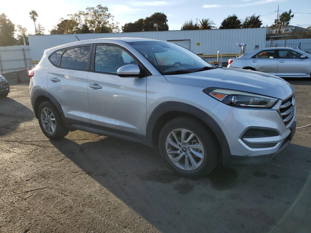 Lot #3041742418 2017 HYUNDAI TUCSON SE