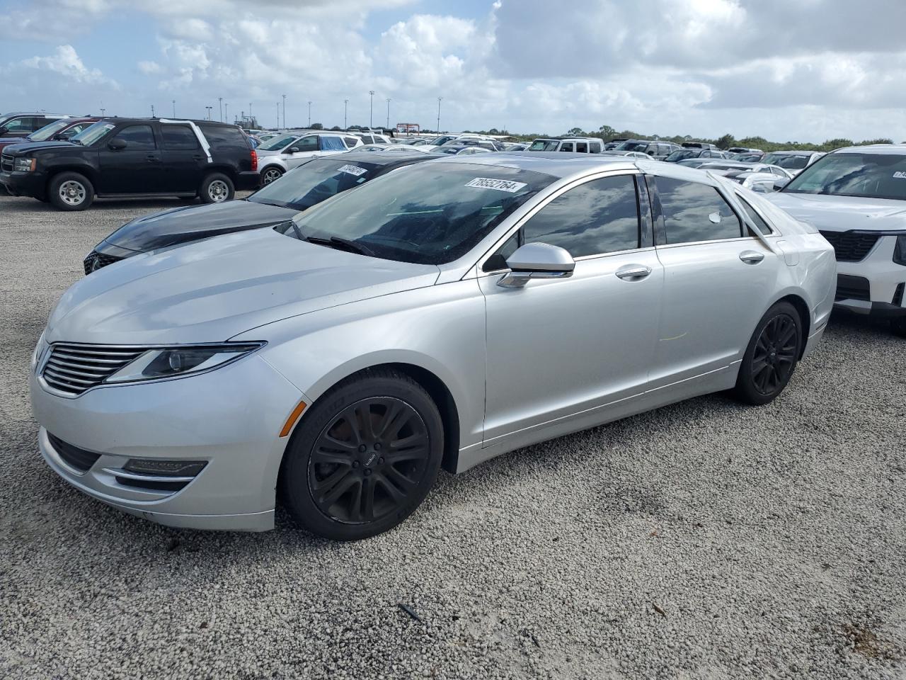 Lot #2940295301 2016 LINCOLN MKZ