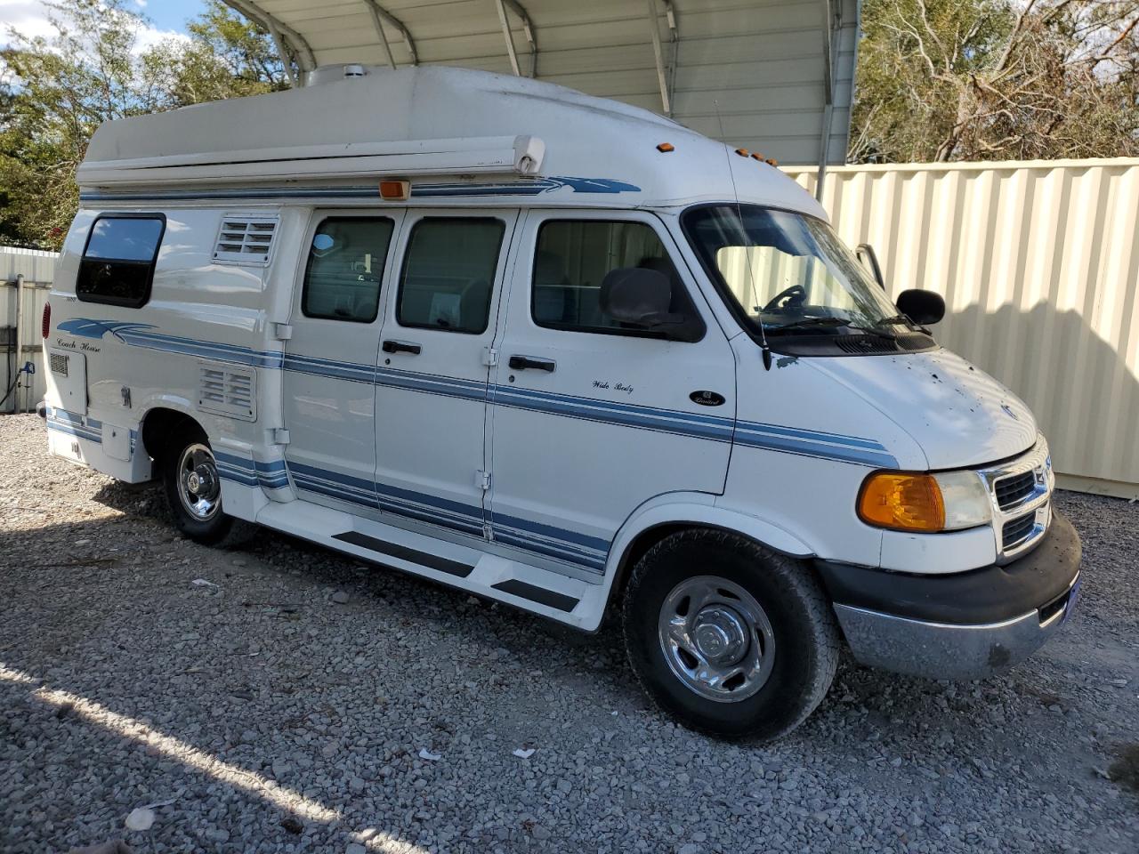 Lot #2960233392 2000 DODGE RAM VAN B3