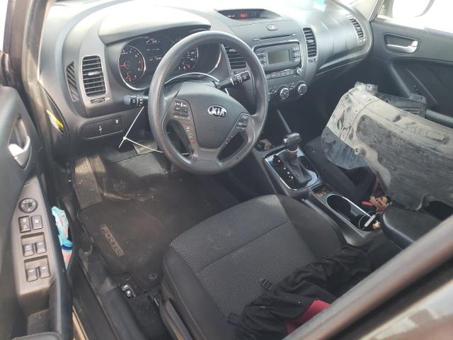 VIN 3KPFK4A7XJE175341 2018 KIA Forte, LX no.8