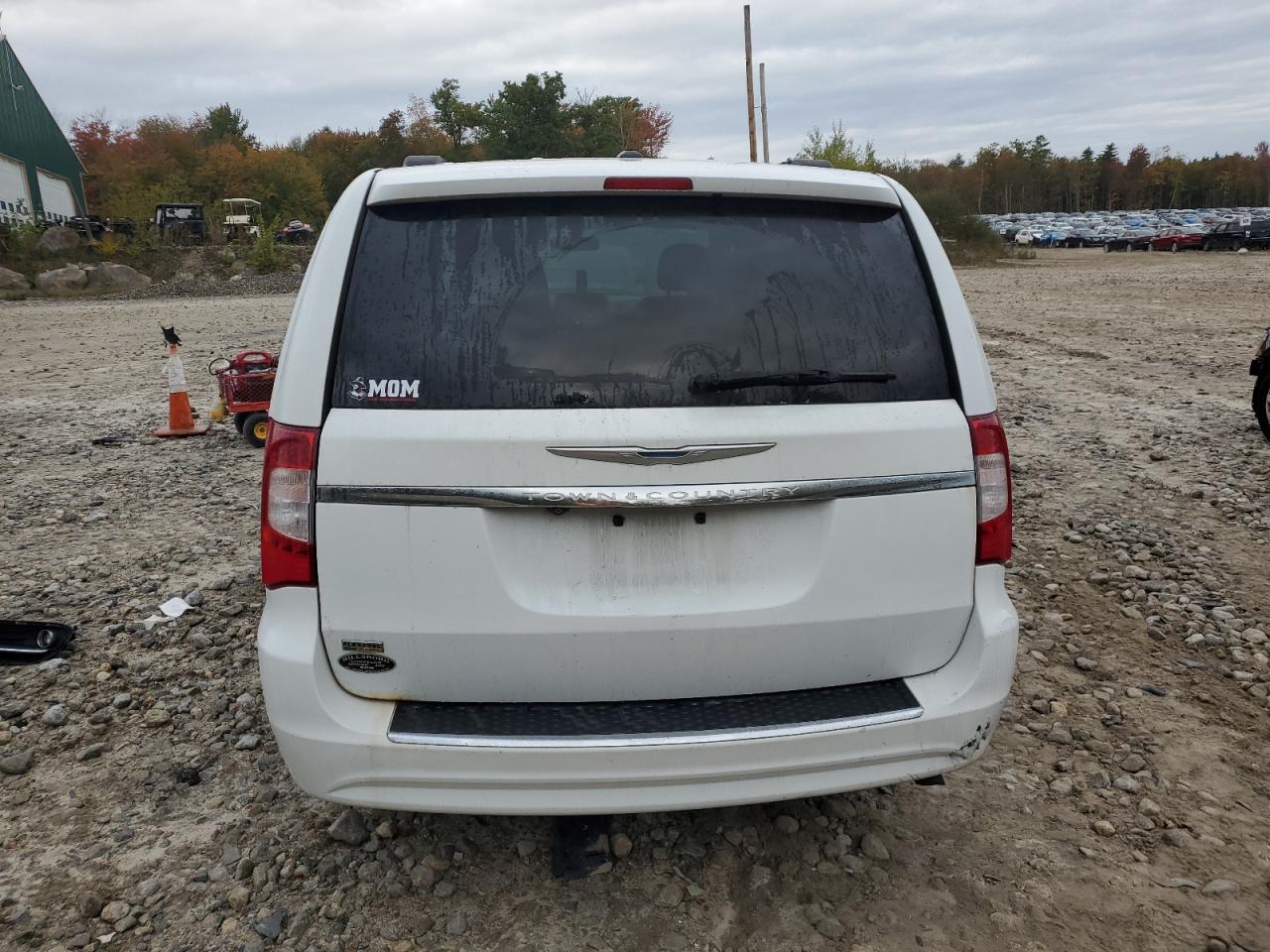 Lot #2886291538 2015 CHRYSLER TOWN & COU