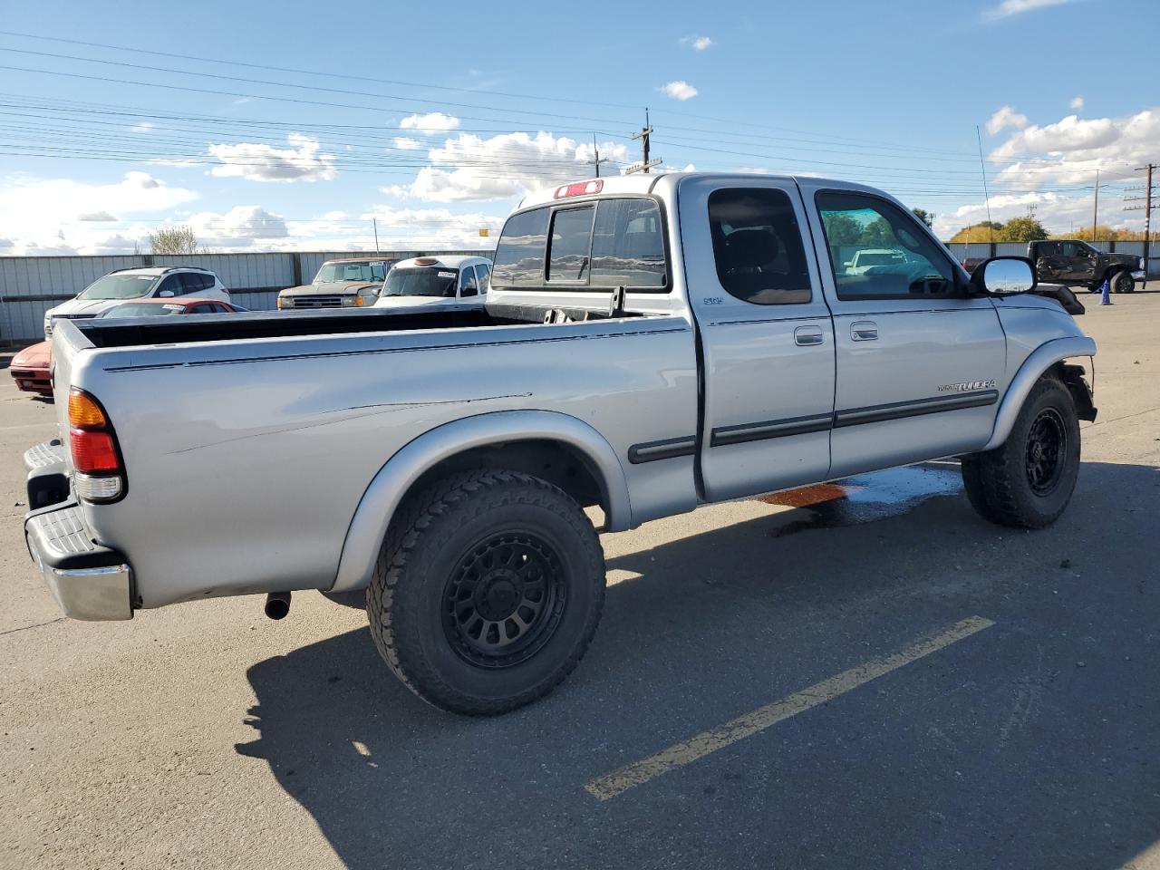 Lot #3008936536 2000 TOYOTA TUNDRA ACC