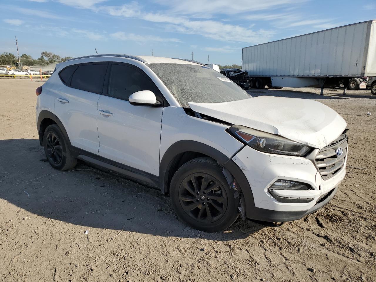 Lot #2972666222 2016 HYUNDAI TUCSON LIM