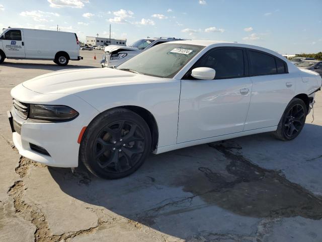 VIN 2C3CDXHGXFH901803 2015 Dodge Charger, Sxt no.1