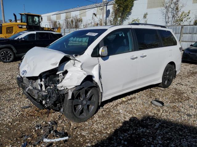 VIN 5TDXZ3DC1HS895260 2017 Toyota Sienna, SE no.1