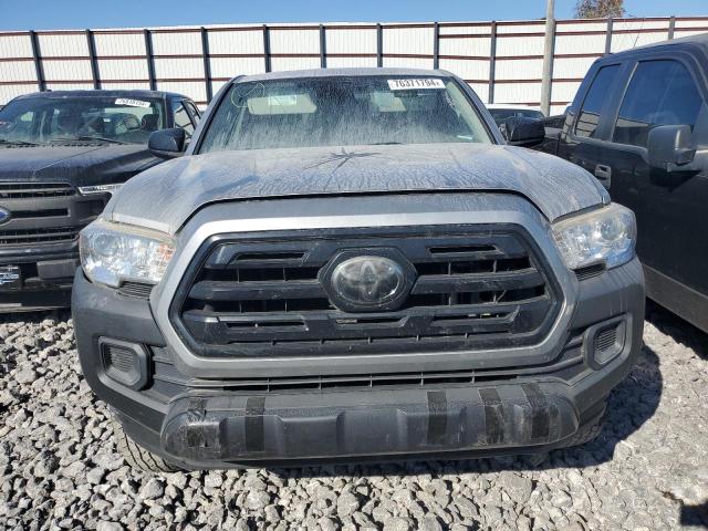 VIN 5TFSX5EN1JX061680 2018 Toyota Tacoma, Access Cab no.5