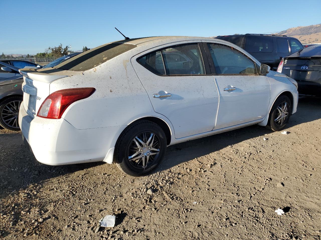 Lot #3033212817 2016 NISSAN VERSA S