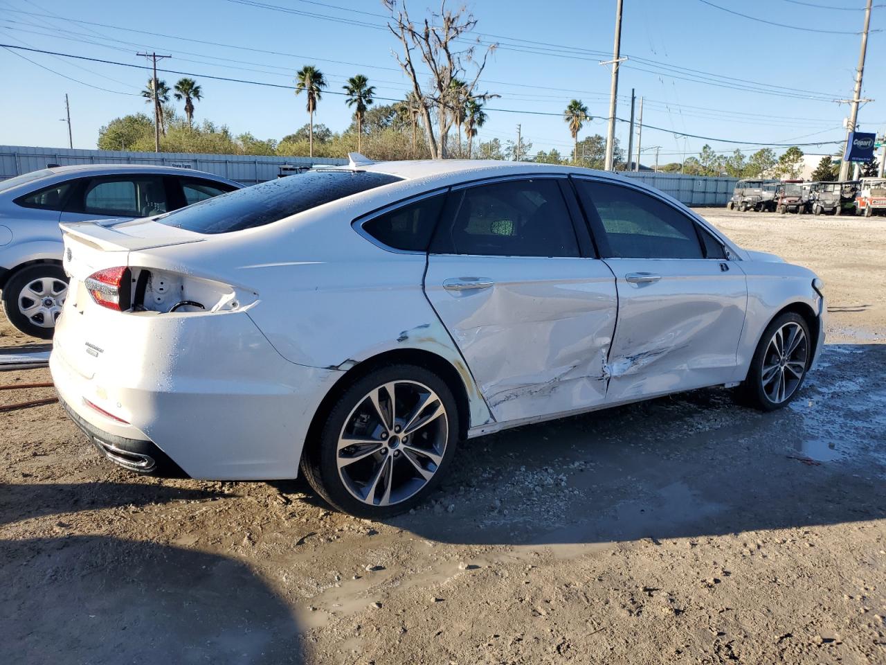 Lot #2989157944 2020 FORD FUSION TIT