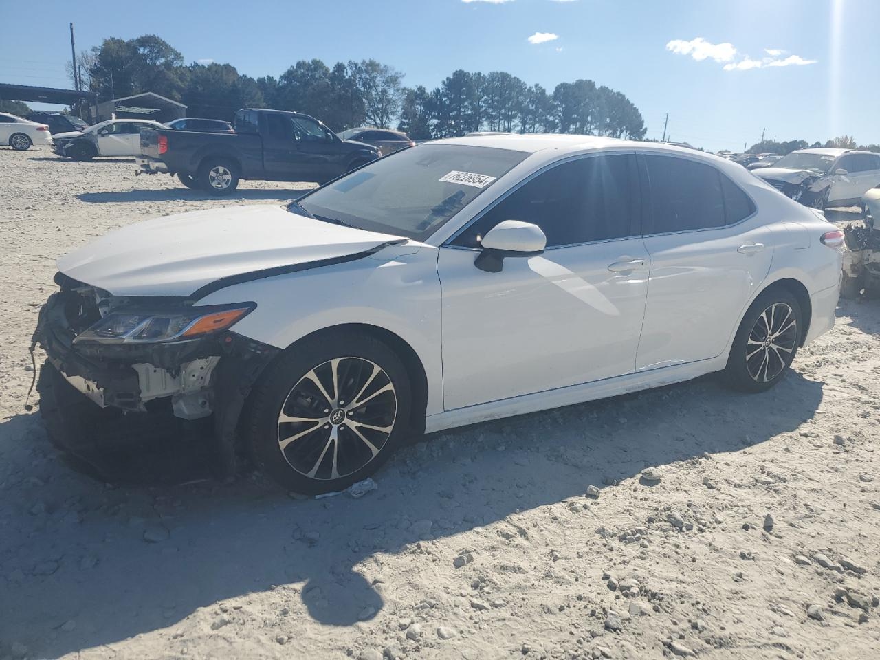 Lot #2955101796 2020 TOYOTA CAMRY SE