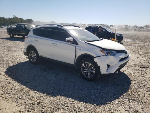 VIN JTMRJREV3JD244068 2018 Toyota RAV4, LE no.4