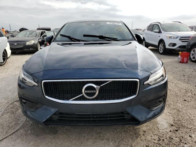 VIN 7JR102FK3MG093653 2021 Volvo S60, T5 Momentum no.5