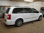 CHRYSLER TOWN & COU photo