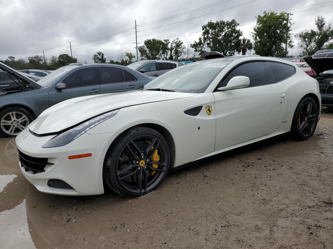 Ferrari FF 2016 