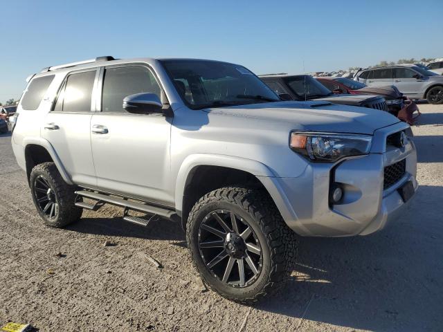 VIN JTEBU5JR9J5567024 2018 Toyota 4runner, Sr5/Sr5... no.4