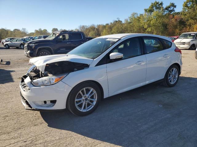 VIN 1FADP3K25GL343589 2016 Ford Focus, SE no.1