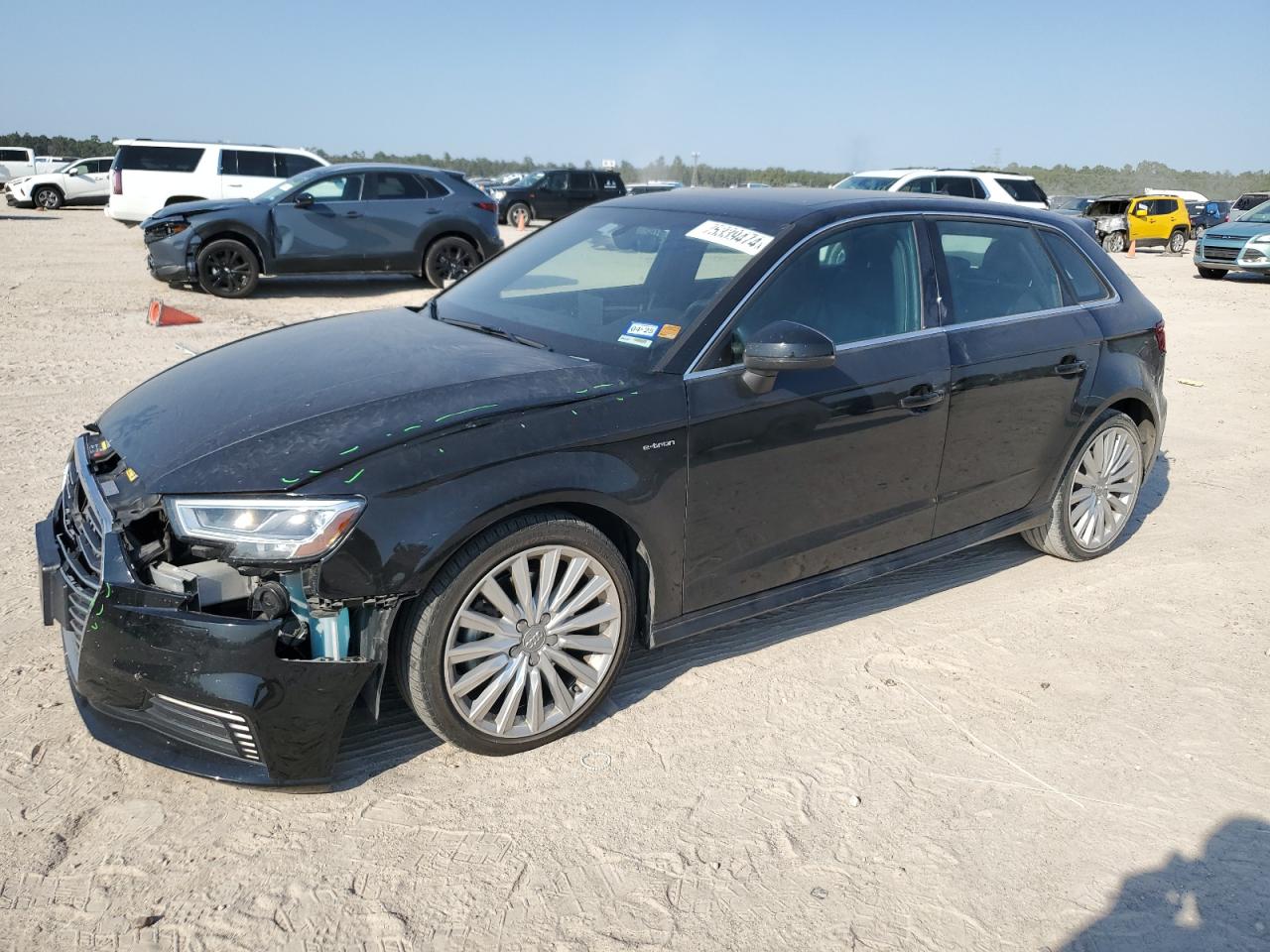 WAUTPBFF5HA036351 AUDI A3 E-TRON 2017