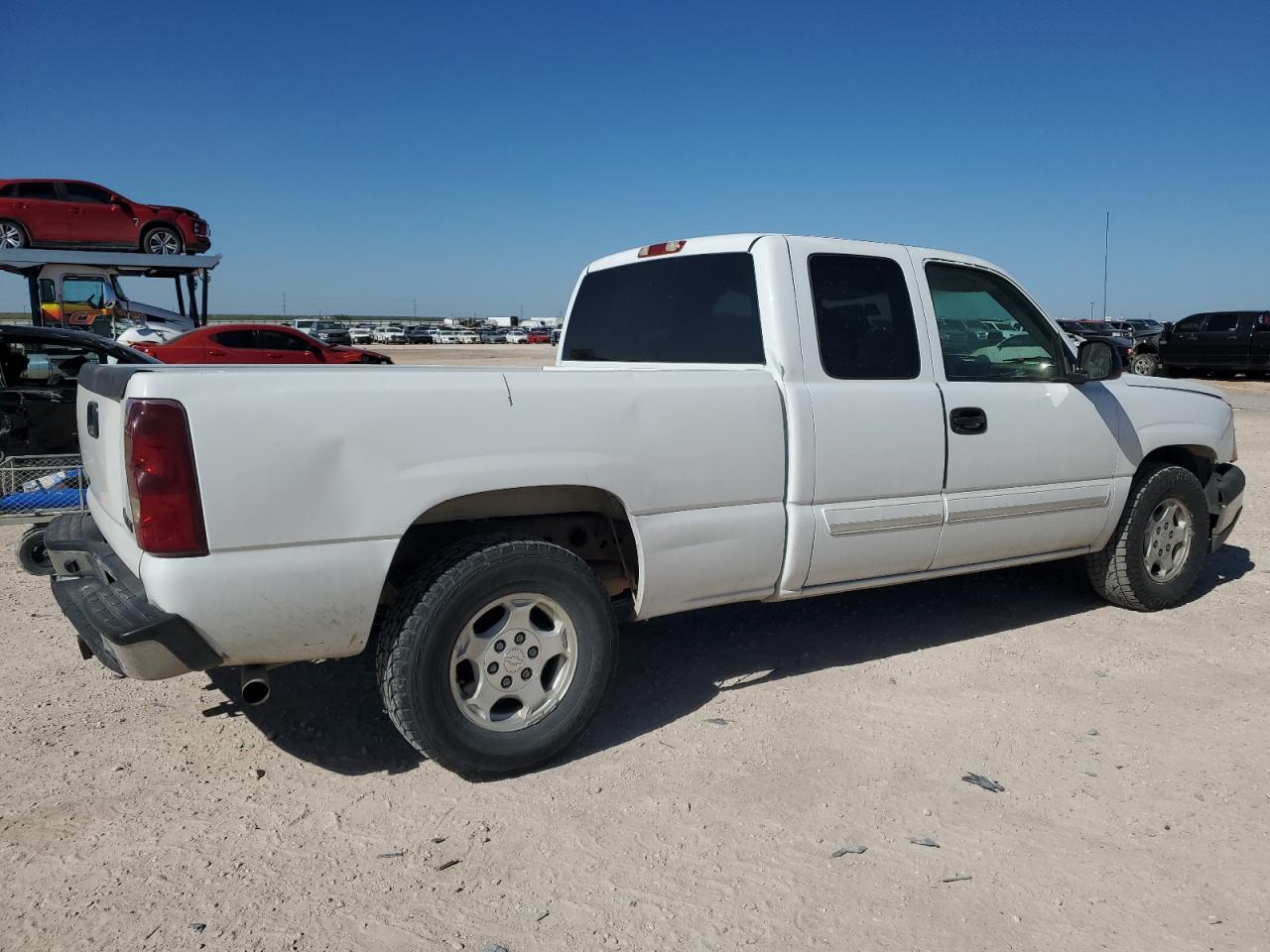 CHEVROLET SILVERADO 2003 white  gas 2GCEC19V331142921 photo #4