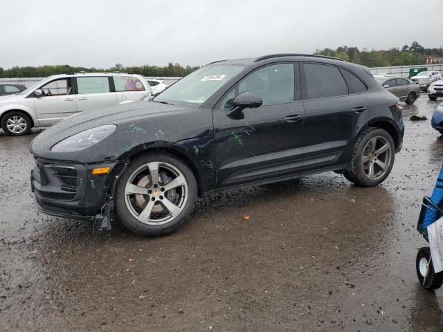 2024 Porsche Macan, Base