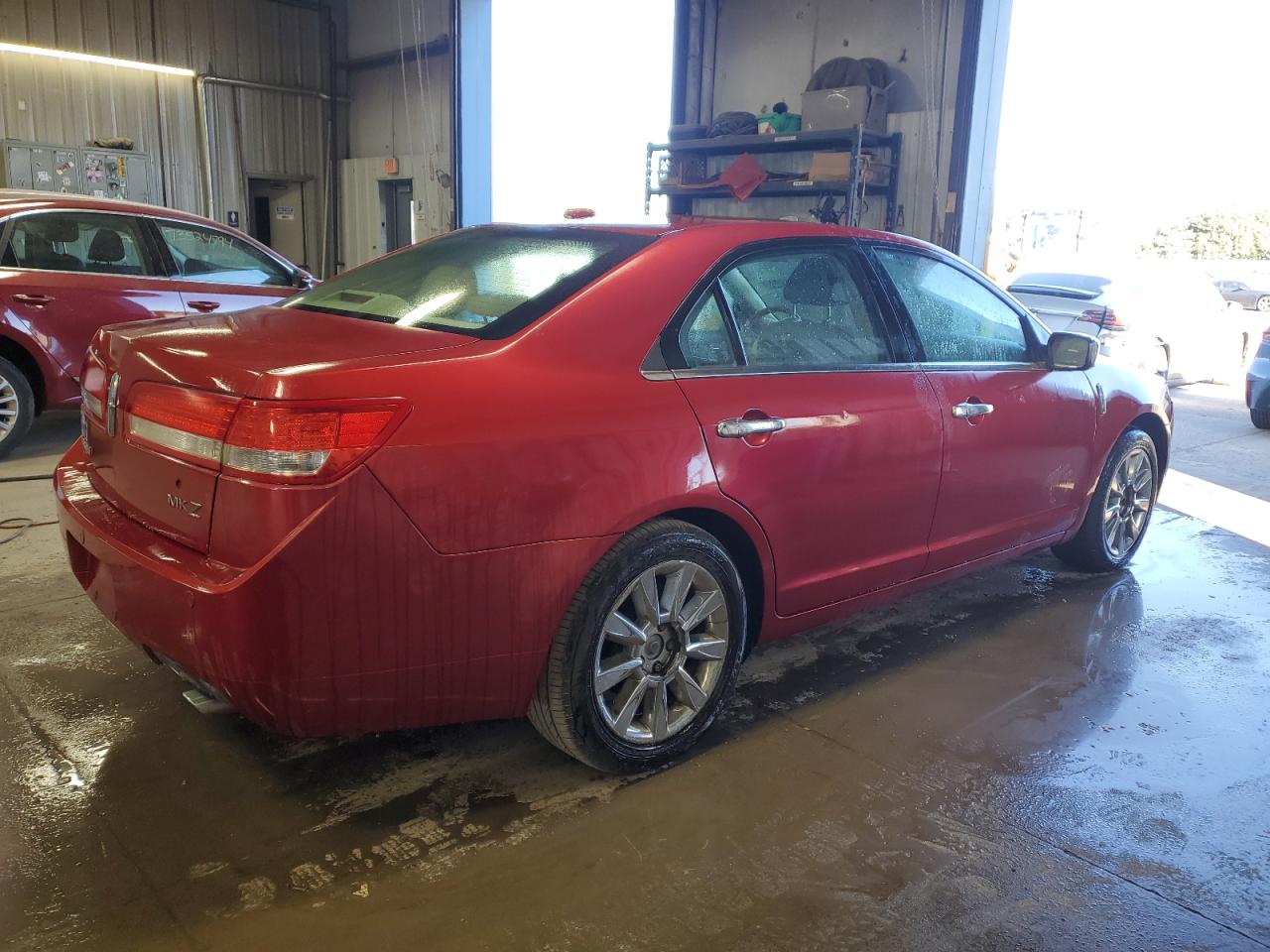 Lot #3025732300 2011 LINCOLN MKZ