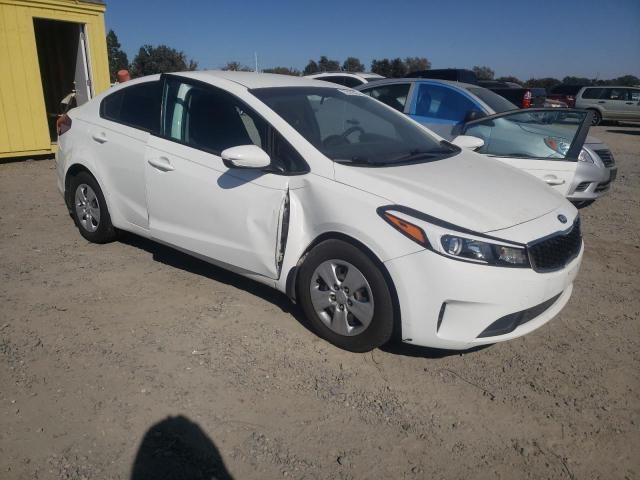 VIN 3KPFK4A77HE133851 2017 KIA Forte, LX no.4