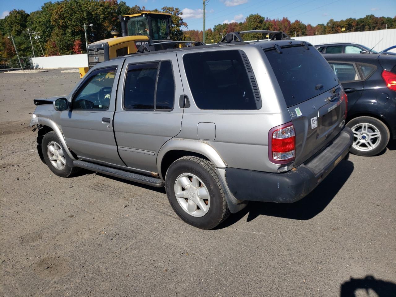 Lot #2945550077 2001 NISSAN PATHFINDER