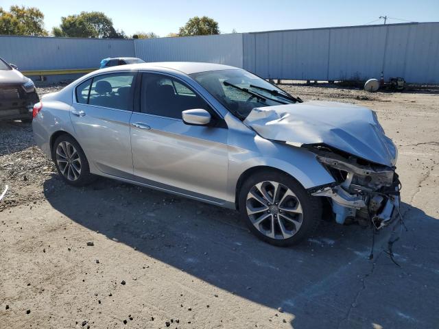 VIN 1HGCR2F50FA050211 2015 Honda Accord, Sport no.4