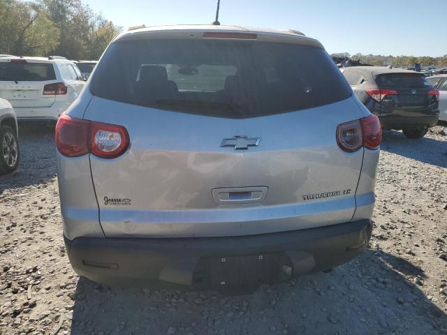 CHEVROLET TRAVERSE LS