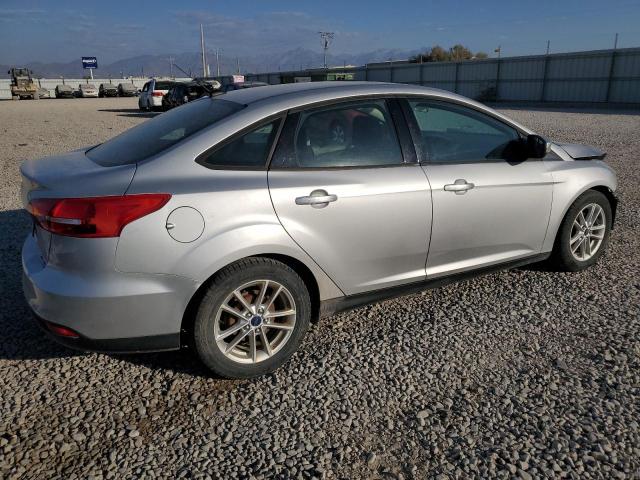 VIN 1FADP3F28FL207210 2015 Ford Focus, SE no.3