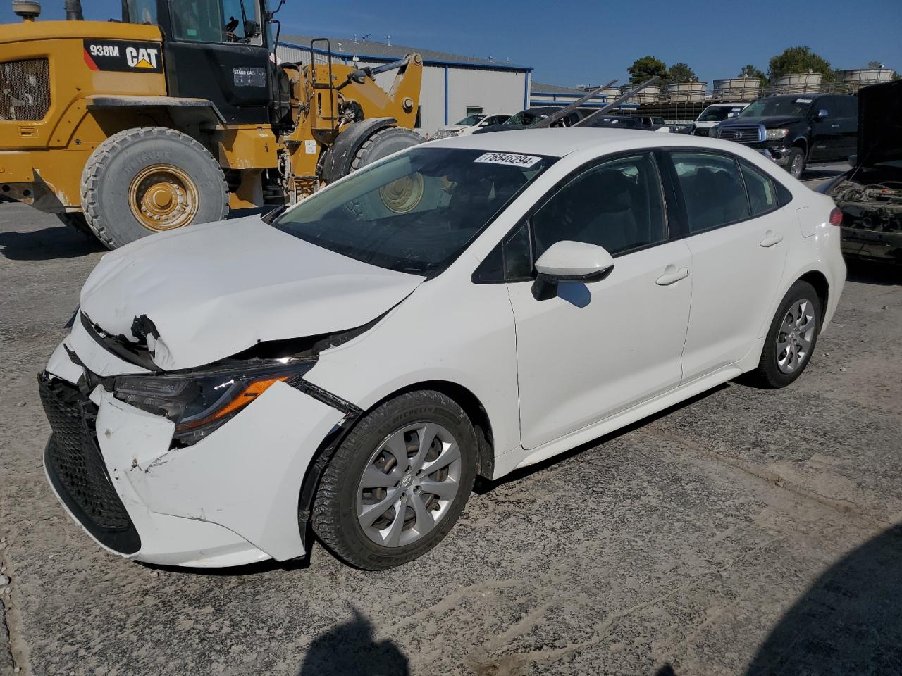 Lot #2953211936 2020 TOYOTA COROLLA LE