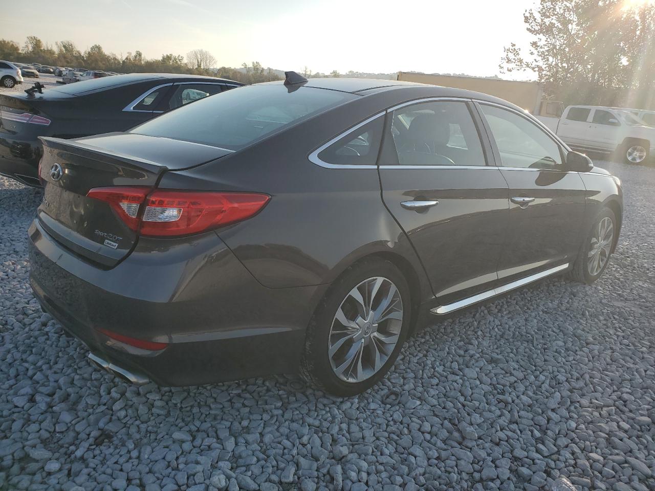 HYUNDAI SONATA SPORT