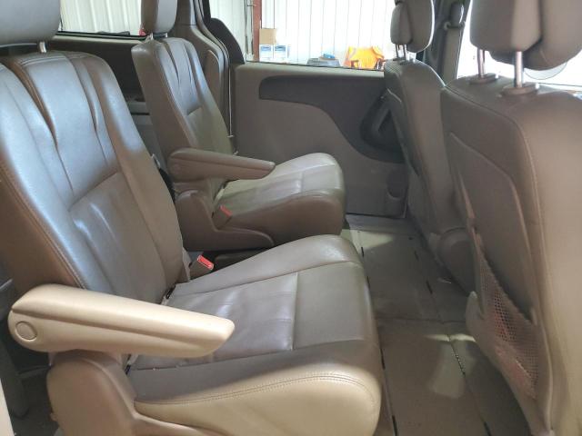 2016 CHRYSLER TOWN & COU - 2C4RC1BG5GR298365