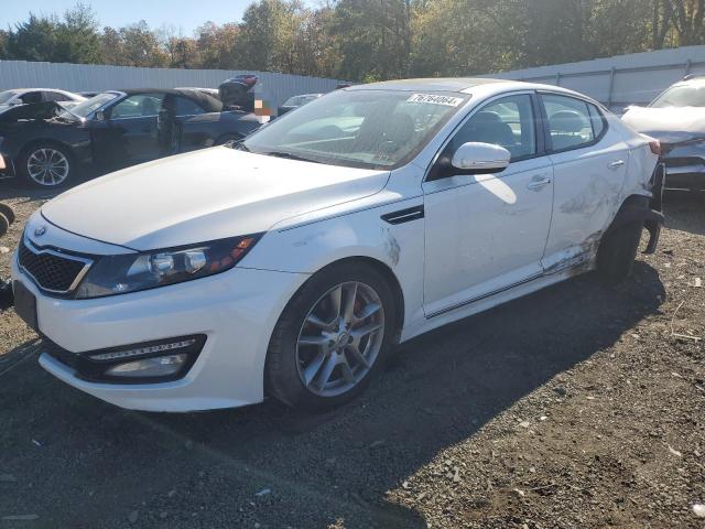 VIN 5XXGR4A66DG206913 2013 KIA OPTIMA no.1