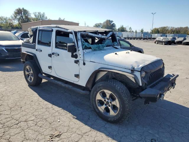 VIN 1C4BJWDG9DL700605 2013 Jeep Wrangler, Sport no.4