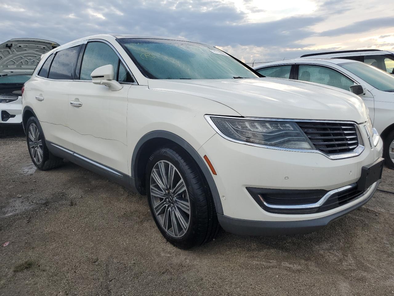 Lot #2905203537 2016 LINCOLN MKX BLACK