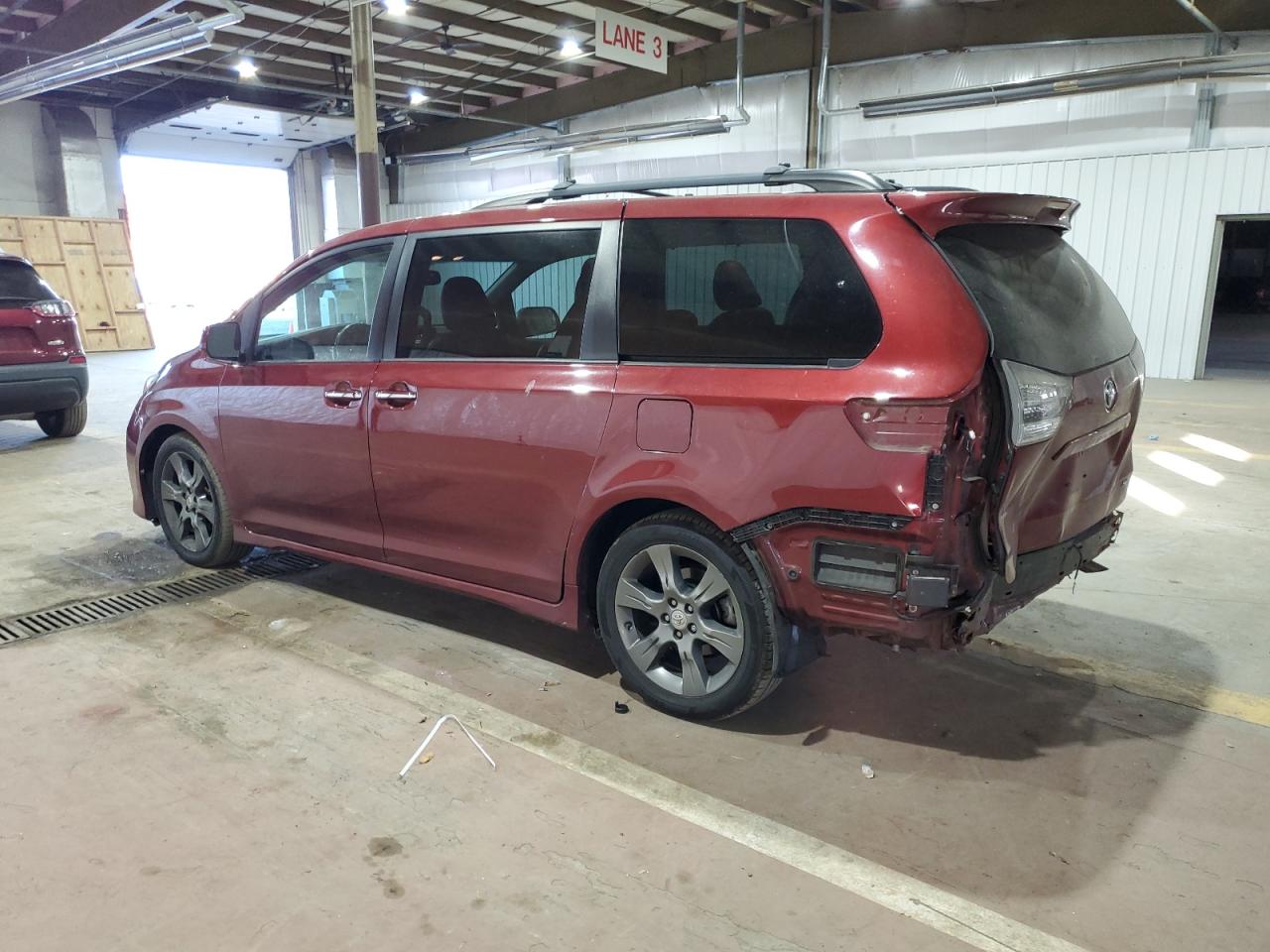 Lot #2988930590 2015 TOYOTA SIENNA SPO