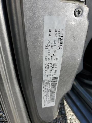 2016 CHRYSLER TOWN & COU - 2C4RC1BGXGR286406