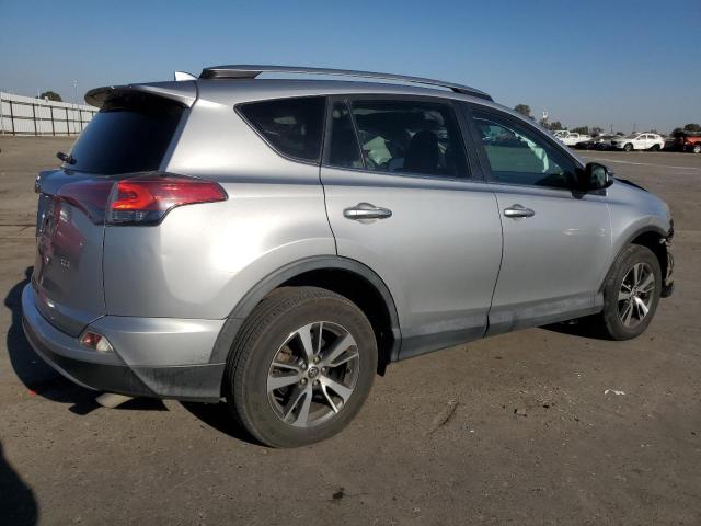 VIN 2T3WFREVXHW391442 2017 Toyota RAV4, Xle no.3