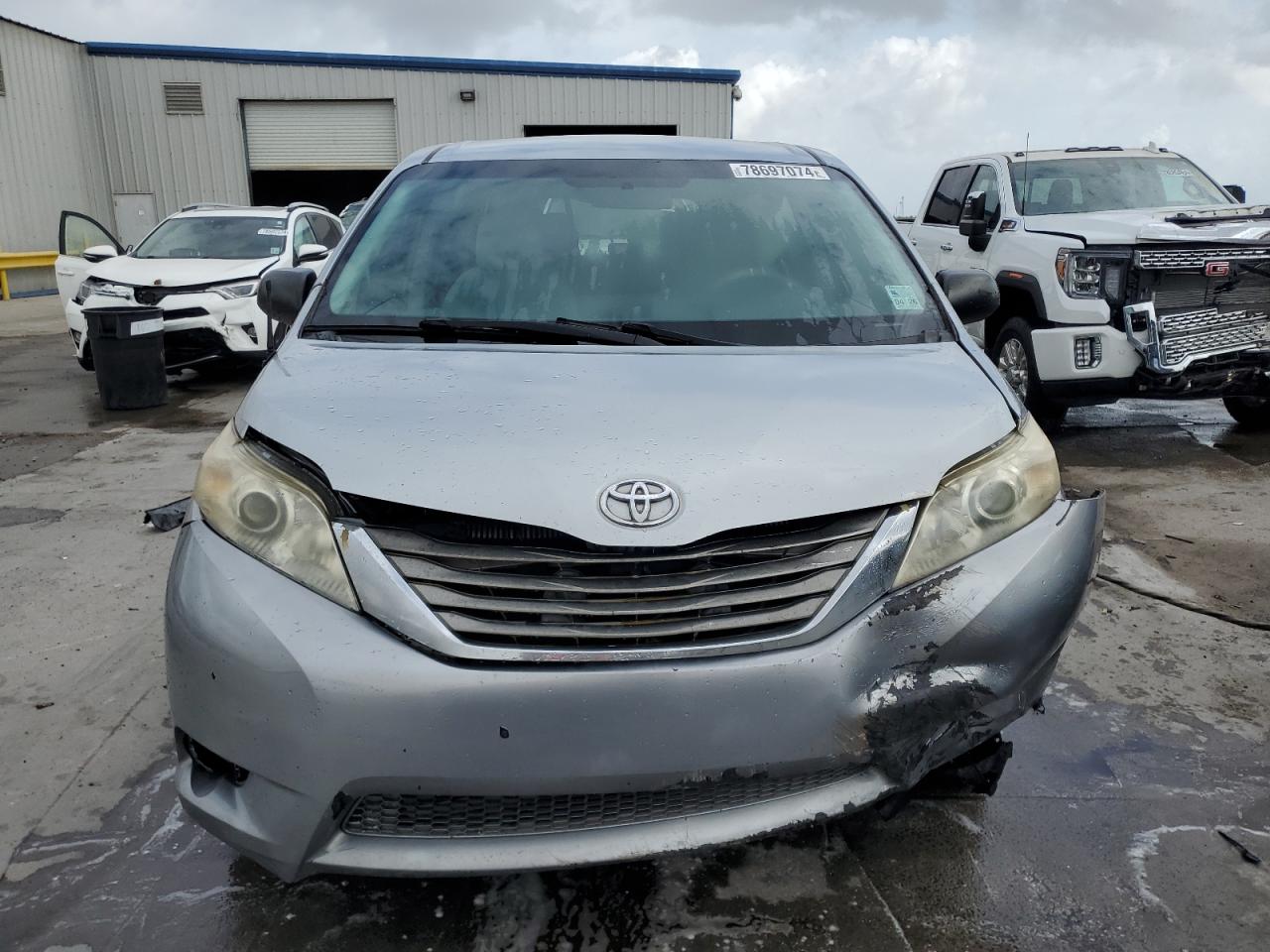 Lot #2962533833 2012 TOYOTA SIENNA BAS