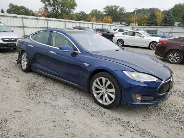 2015 TESLA MODEL S 70 - 5YJSA1S26FF088718