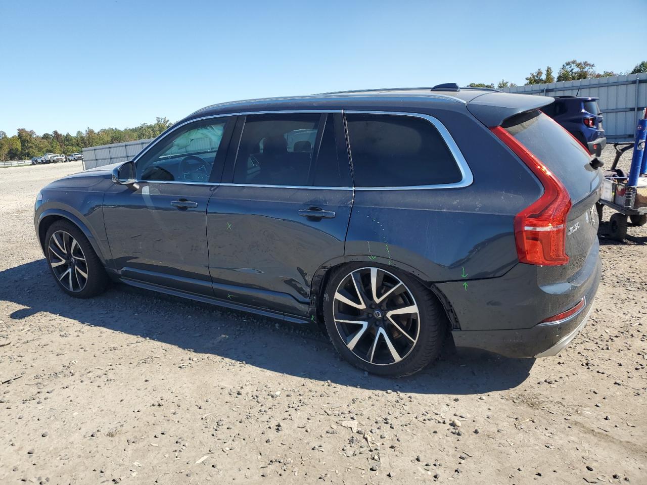 Lot #2979247990 2020 VOLVO XC90 T6 MO