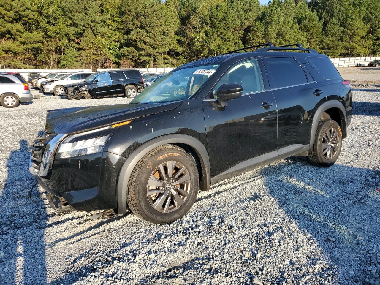  Salvage Nissan Pathfinder