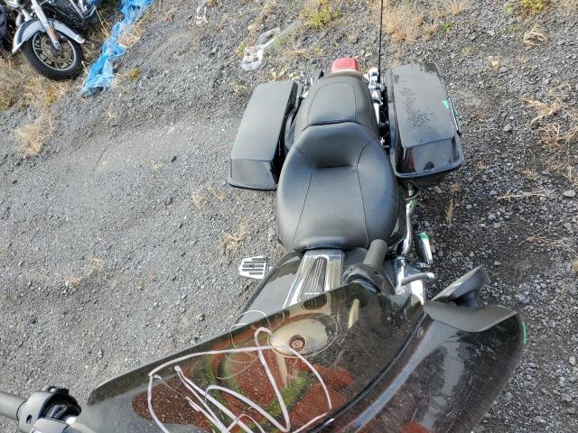 2011 HARLEY-DAVIDSON FLHX - 5HD1KB4A7BB616614