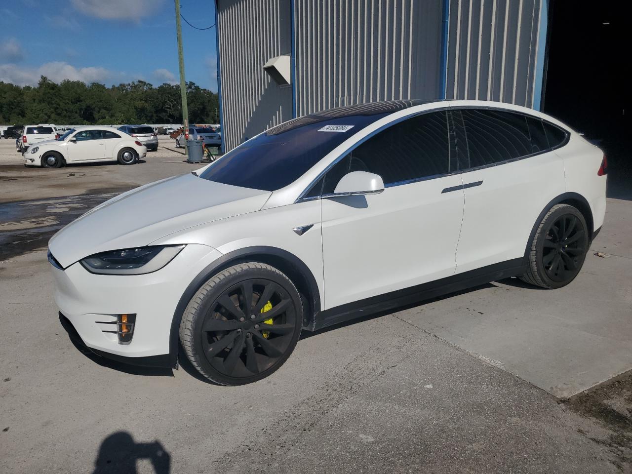 Tesla Model X 2019 