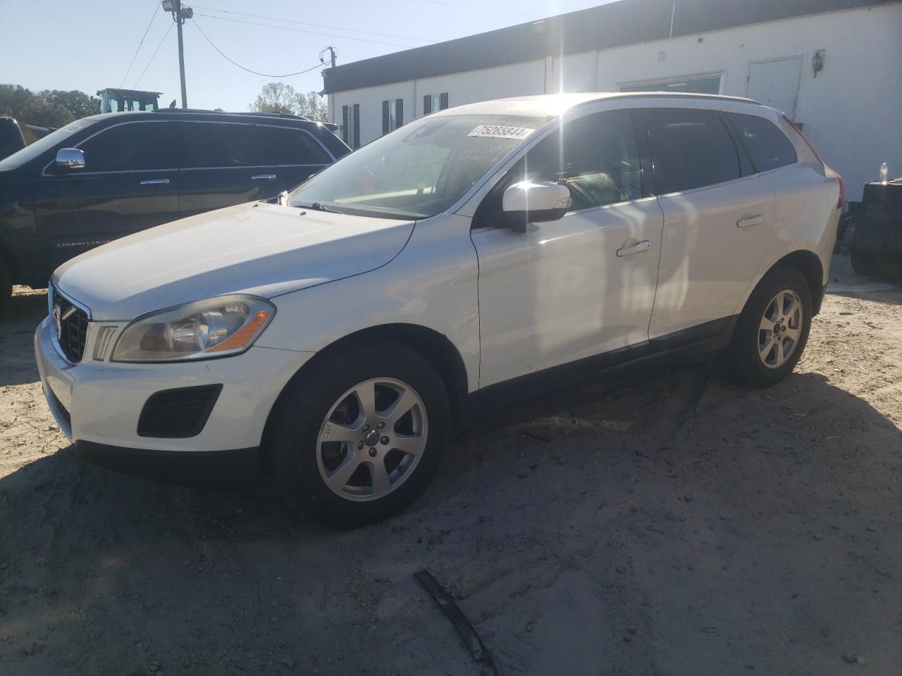 Lot #2936029515 2012 VOLVO XC60 3.2