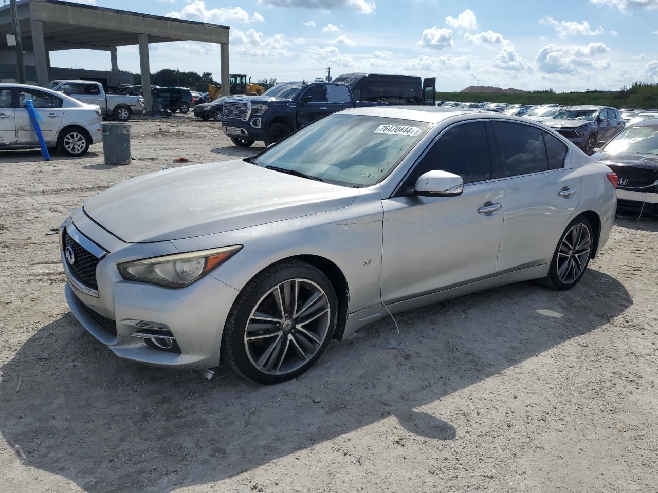 Infiniti Q50 2014 